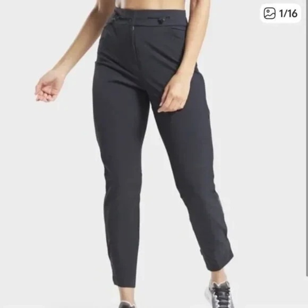 Gymshark Venture Joggers Black Cargo Pants‎ Leggings Travel Hiking Size Medium - Picture 15 of 15